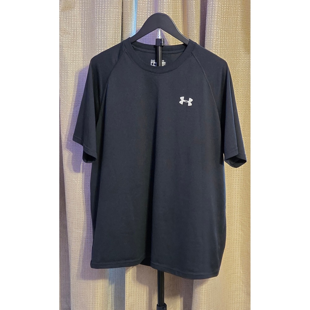 Under Armour Loose Fit HeatGear Short Sleeve T-Shirt‎ Men's Size XL Black